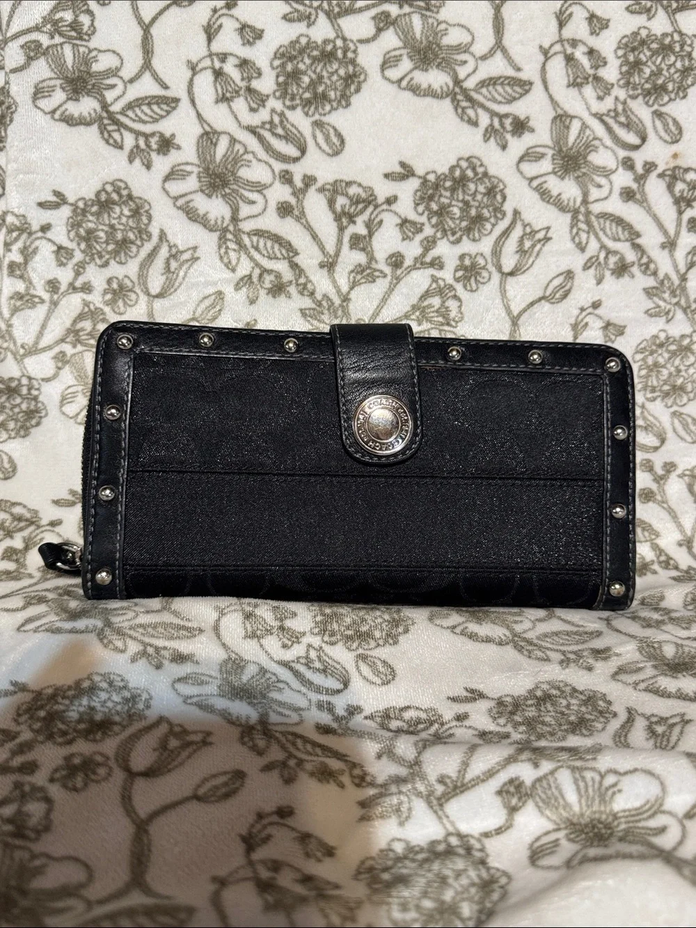 Black Stud-Trim Women's Wallet with Snap Closure Style 42014